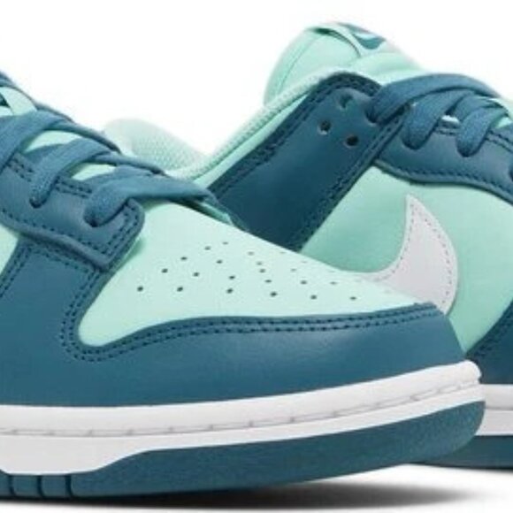 Nike Wmns Dunk Low Geode Teal Women - 7.5 W - Picture 3 of 4